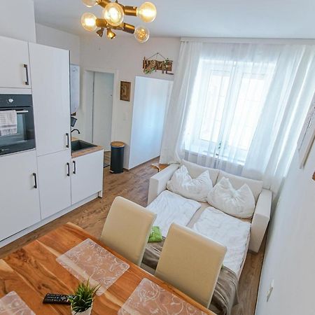 Auszeit Steiraland 7 Mit Ueberdachten Balkon Und Parkplatz Leoben  Kültér fotó